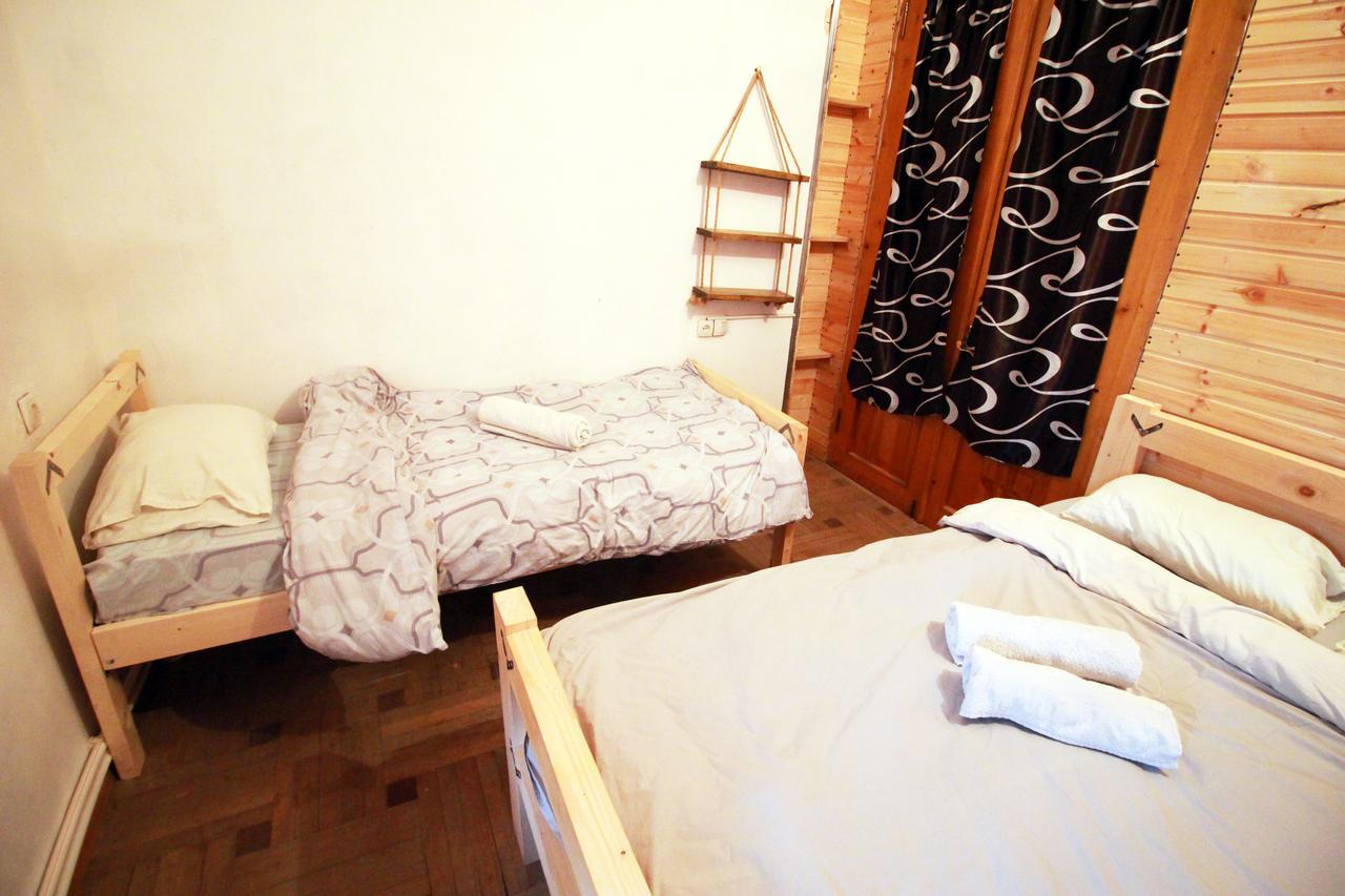 Sheni Hostel Tiflis Exterior foto