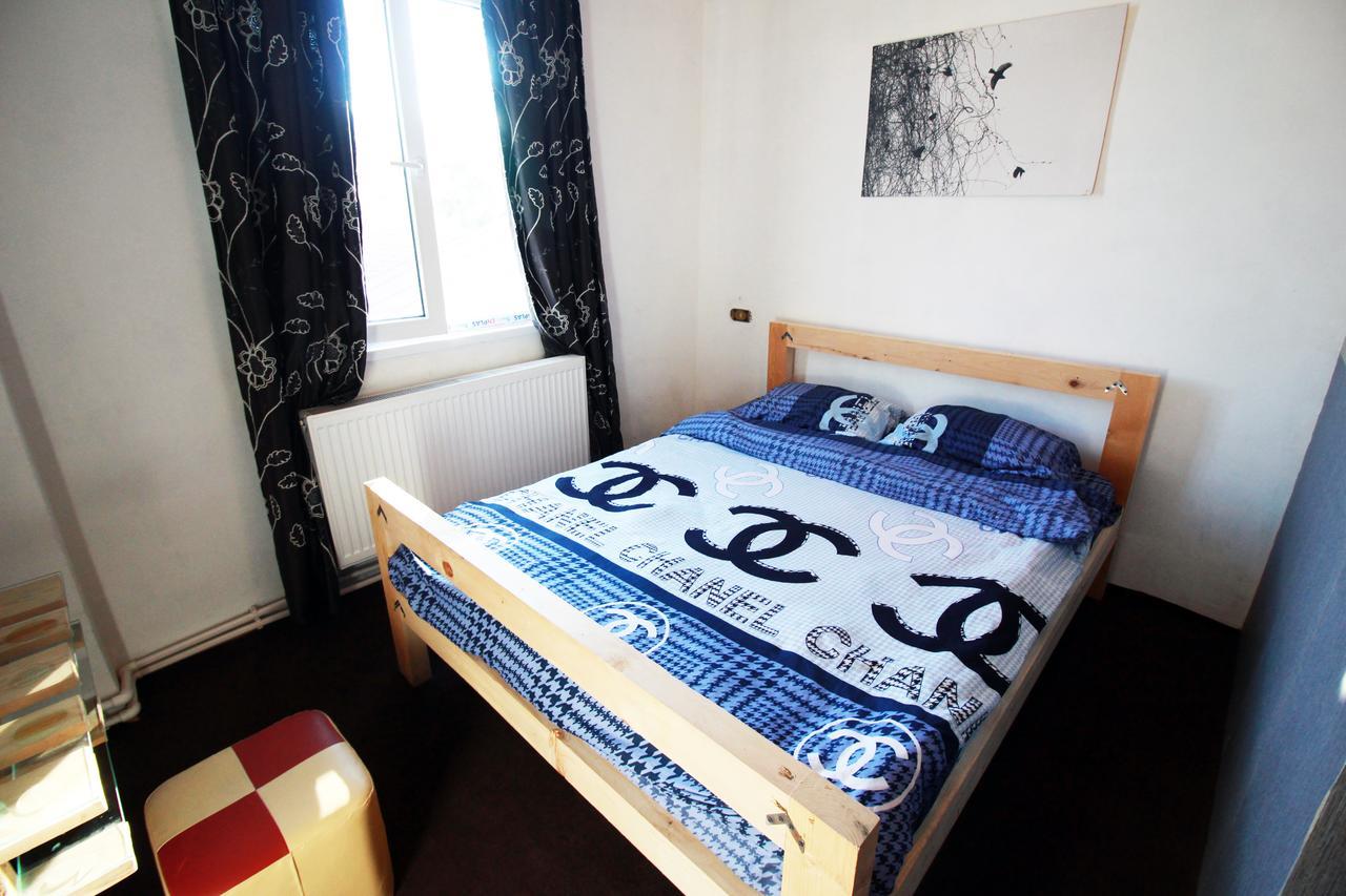 Sheni Hostel Tiflis Exterior foto