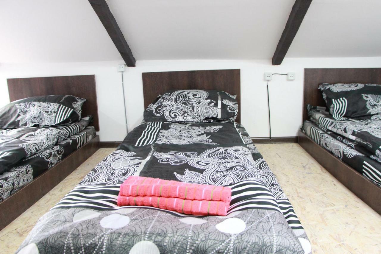 Sheni Hostel Tiflis Exterior foto